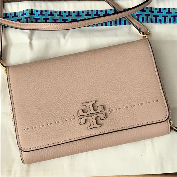 Tory Burch Handbags - TORY BURCH McGraw Flat Wallet Crossbody SPRING 18